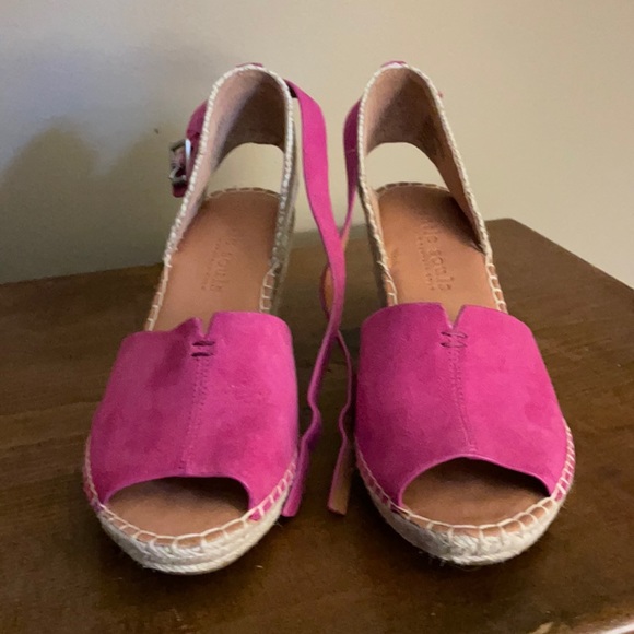 Super cute Gentle Souls wedges. - Picture 3 of 8